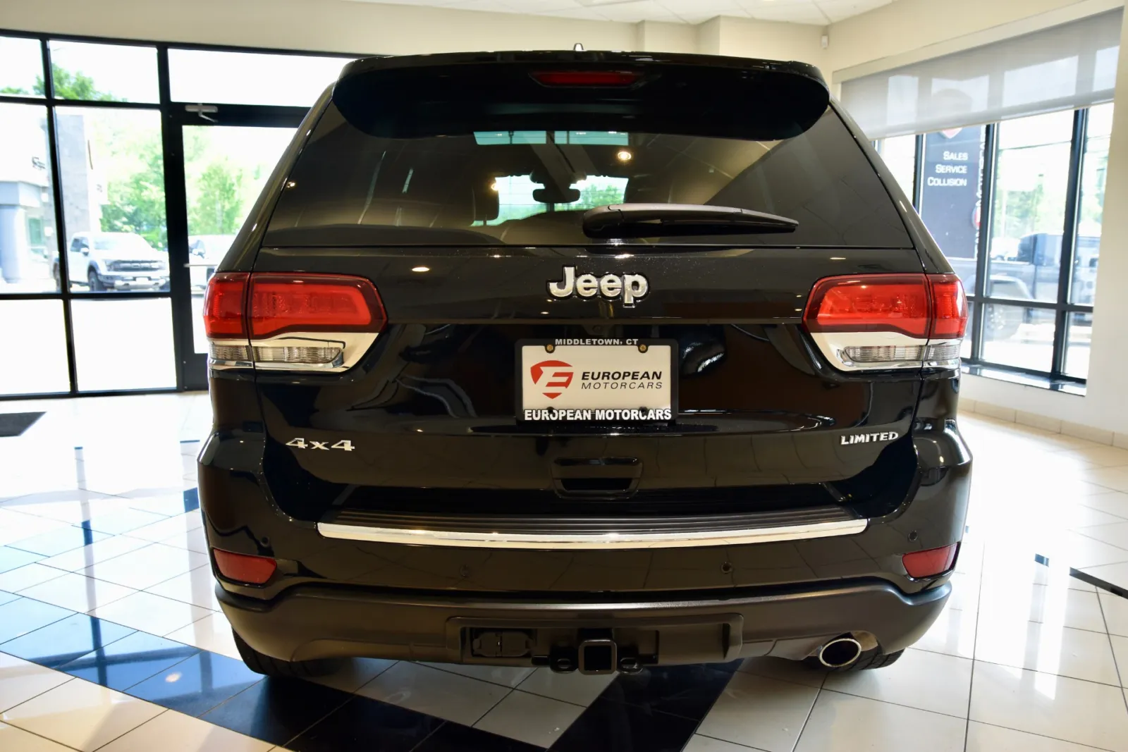 More photos of 2021 Jeep Grand Cherokee Limited at European Motorcars, CT