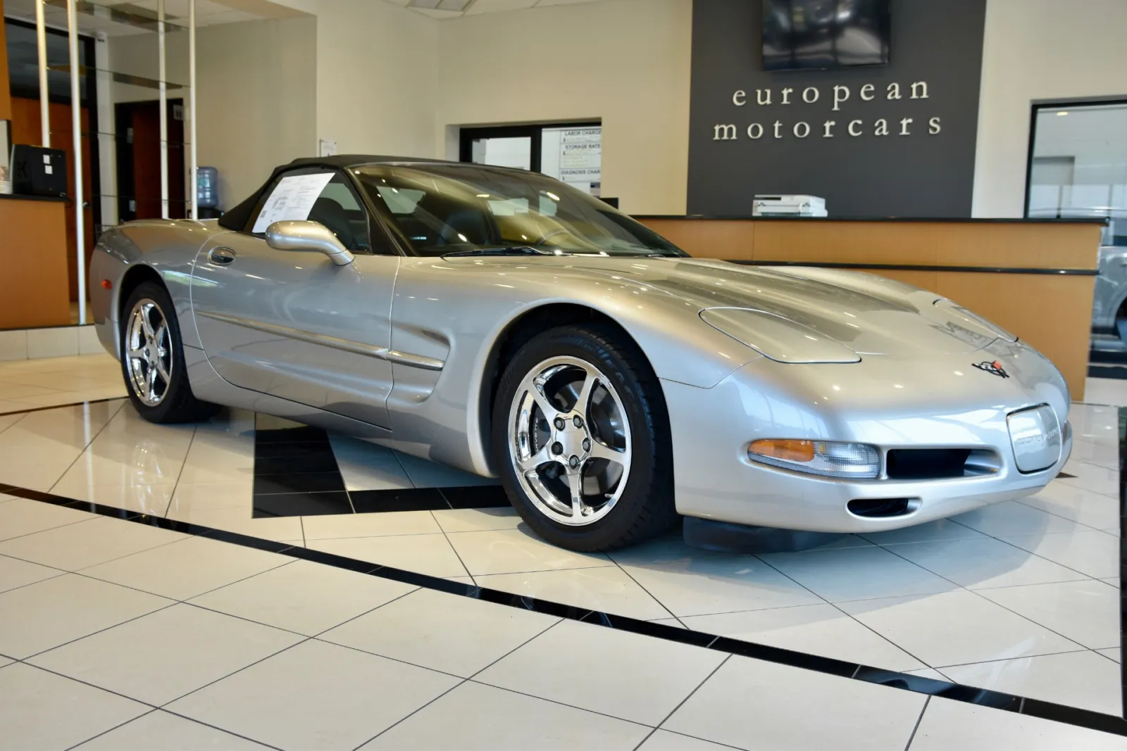 Gray 2000 Chevrolet Corvette for sale in Middletown, CT