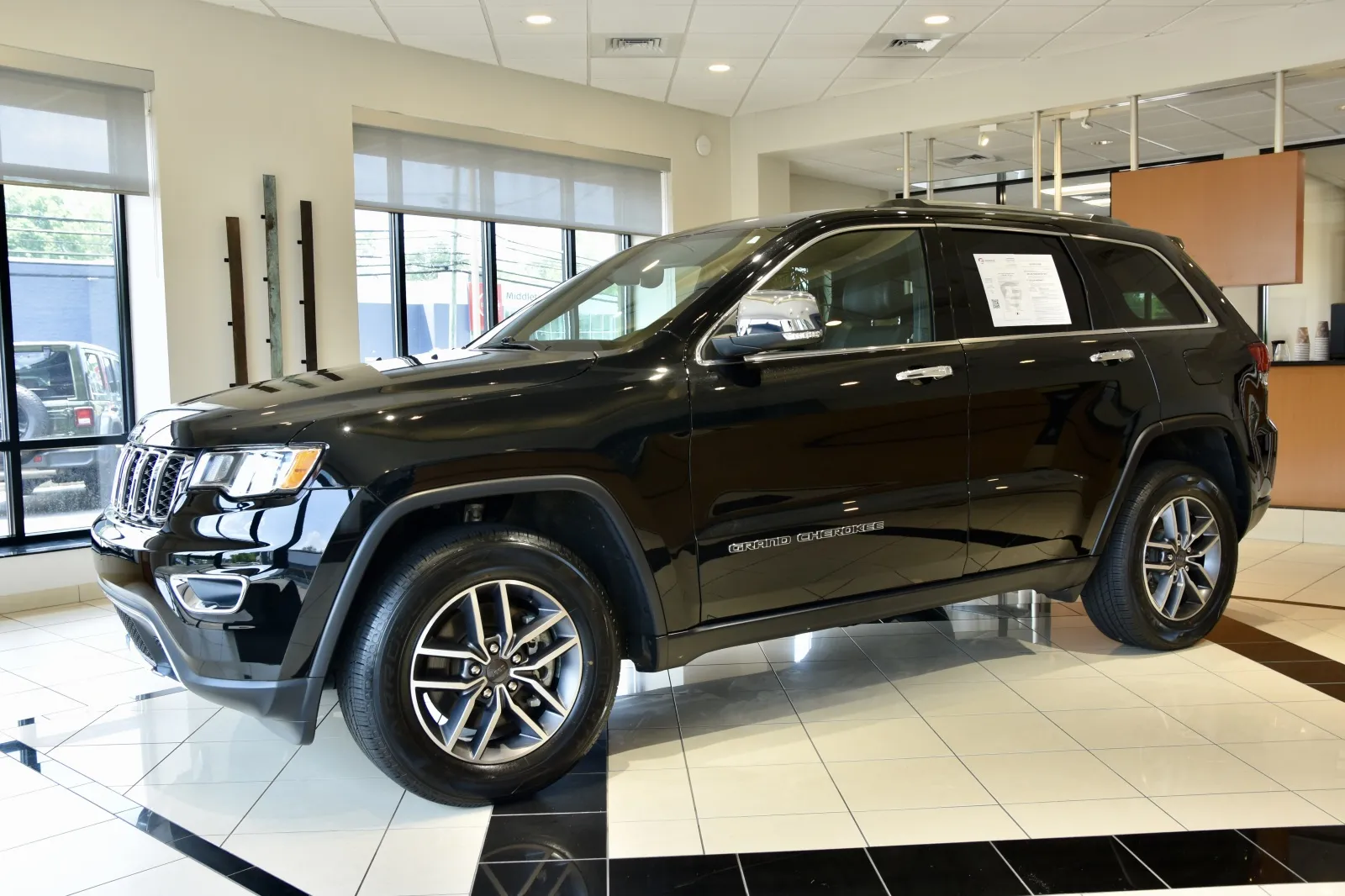 Another view of 2021 Jeep Grand Cherokee Limited for sale in Middletown, CT at European Motorcars