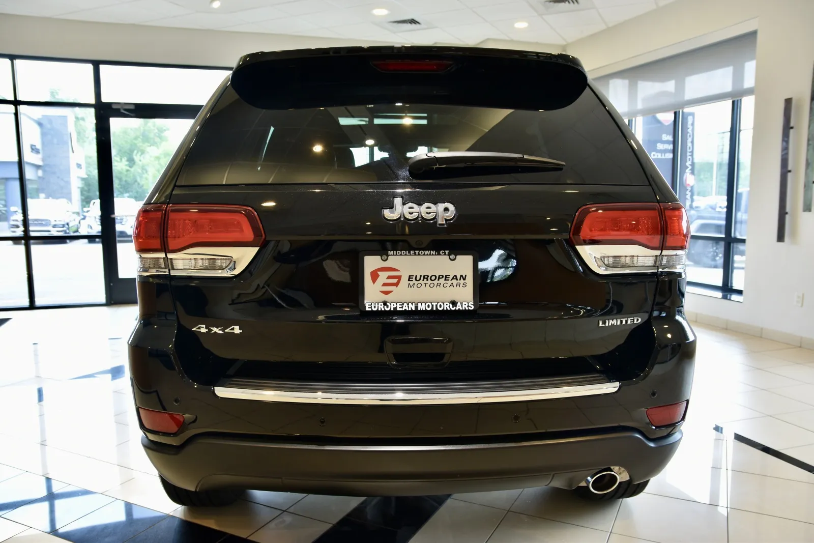 More photos of 2021 Jeep Grand Cherokee Limited at European Motorcars, CT