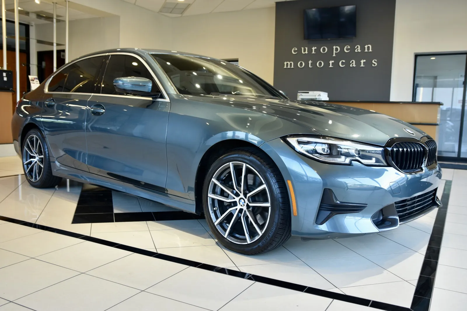 Blue 2020 BMW 3 Series 330i xDrive for sale in Middletown, CT