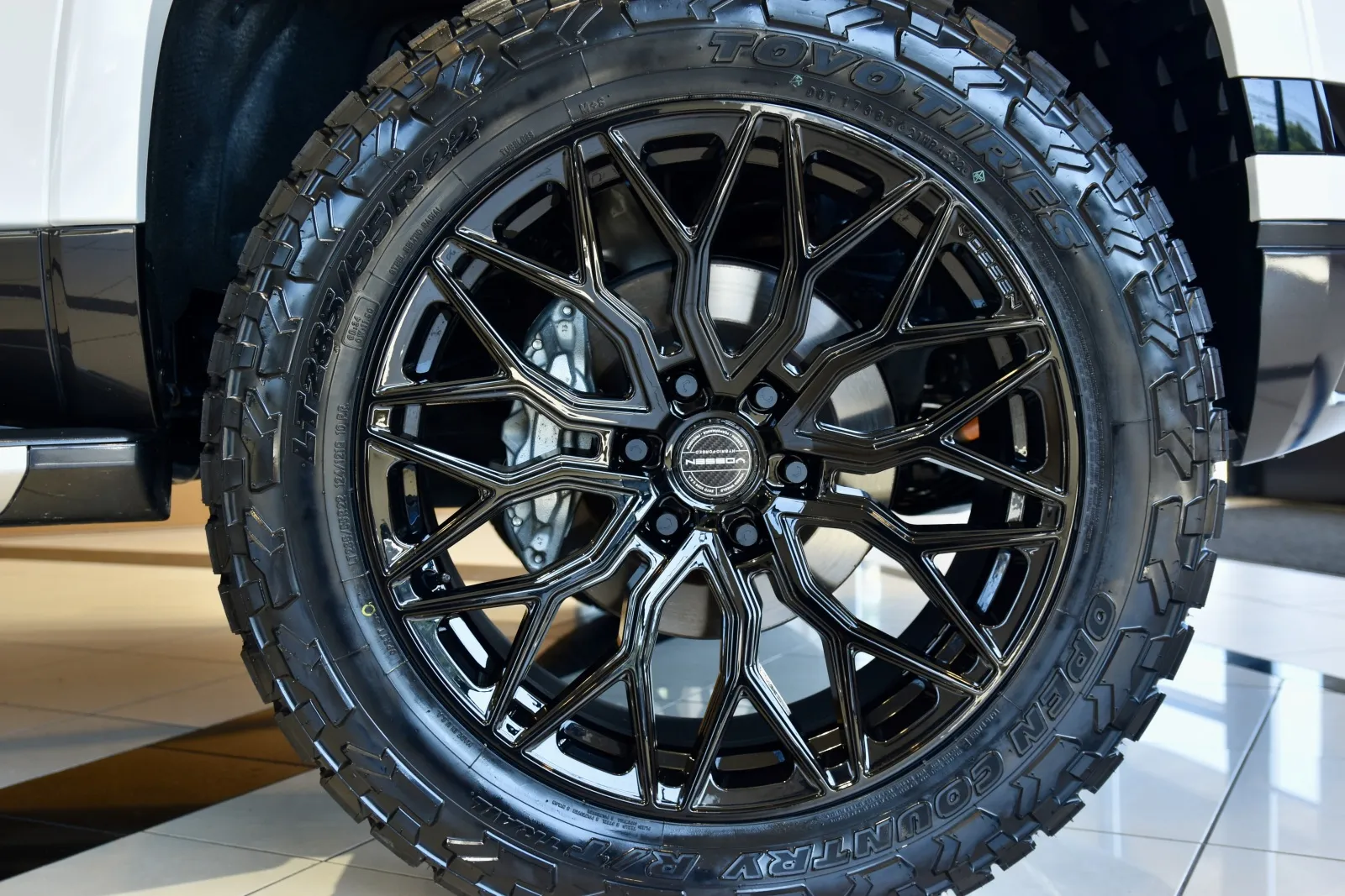 2024 Lexus GX Premium - Photo 11