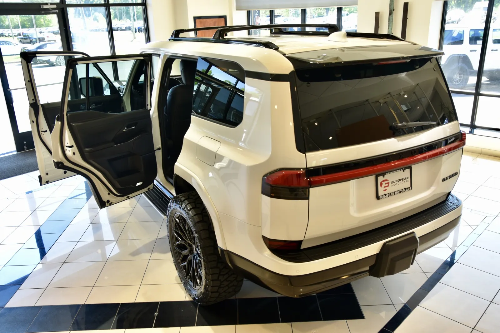 2024 Lexus GX Premium - Photo 8