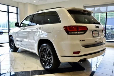 More photos of 2021 Jeep Grand Cherokee Limited X at European Motorcars, CT