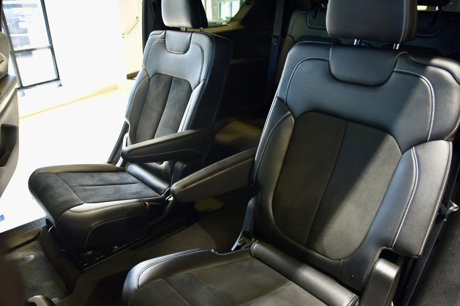 2022 Jeep Grand Cherokee Altitude photo 26