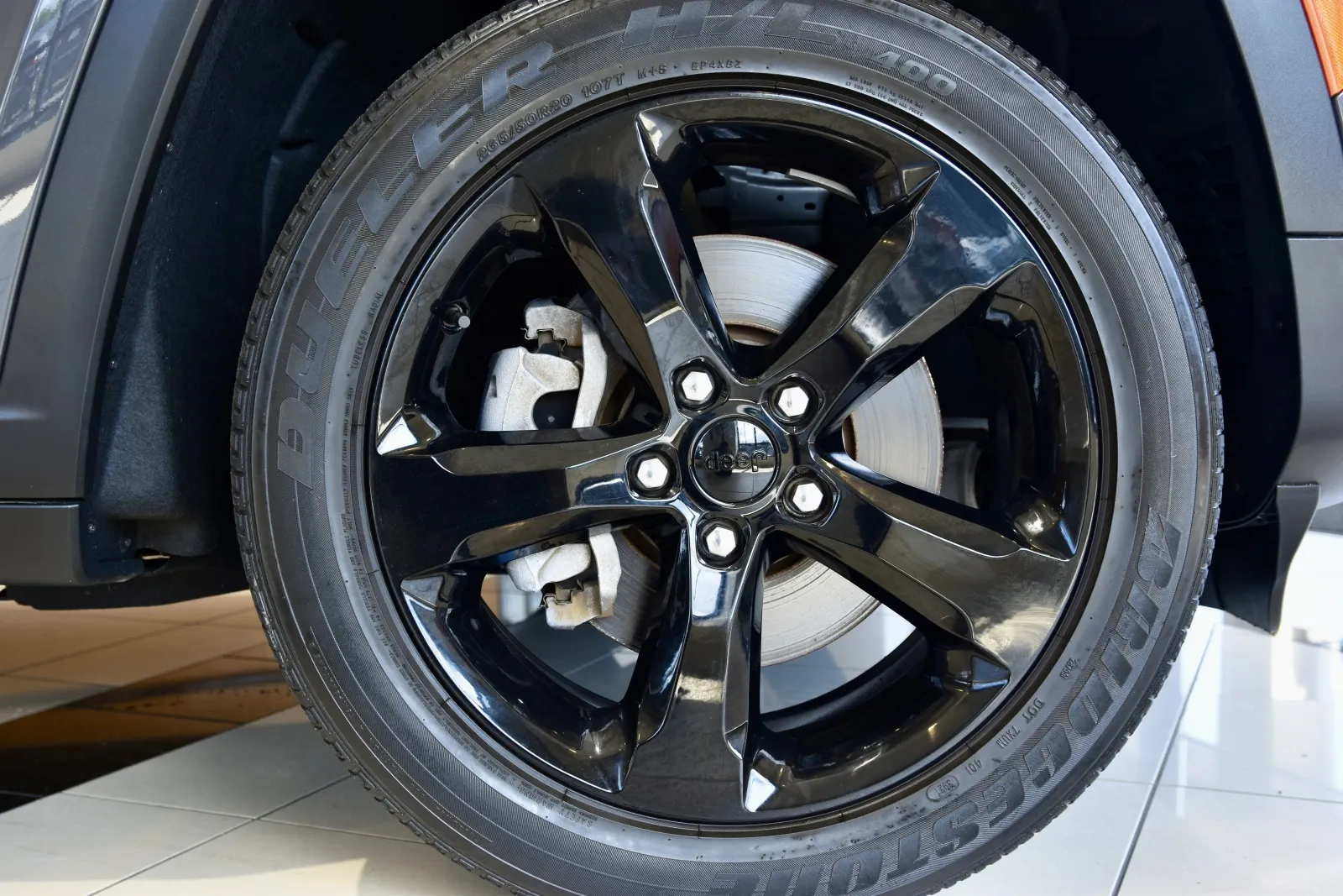 2022 Jeep Grand Cherokee Altitude photo 3