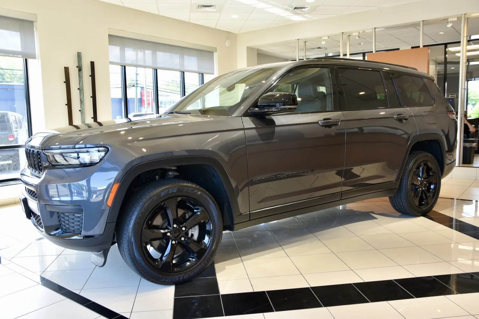 Another view of 2022 Jeep Grand Cherokee L Altitude for sale in Middletown, CT at European Motorcars