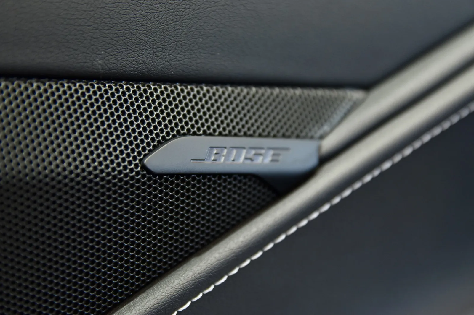 2024 Chevrolet Corvette Stingray photo 4