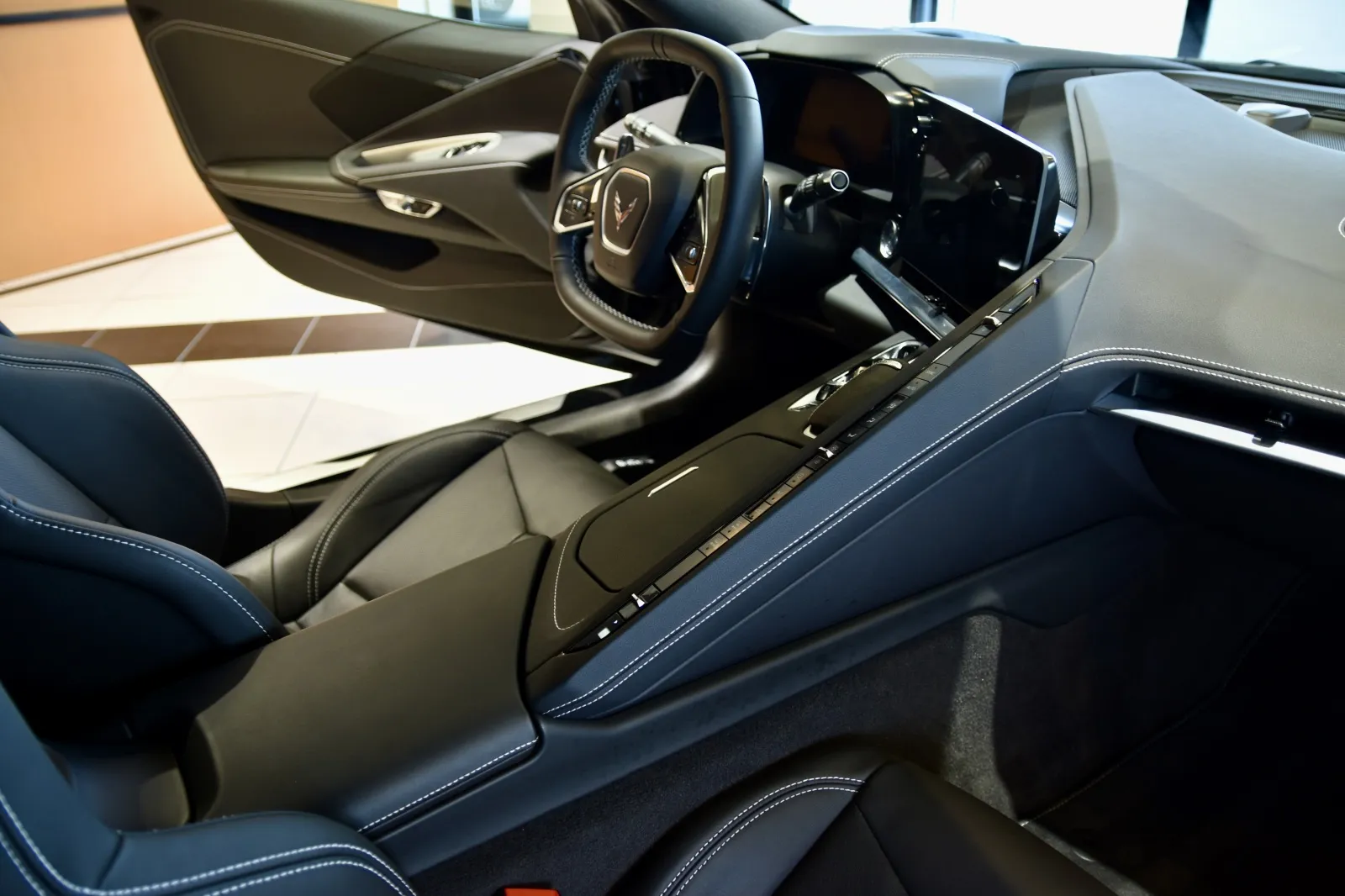 2024 Chevrolet Corvette Stingray photo 6