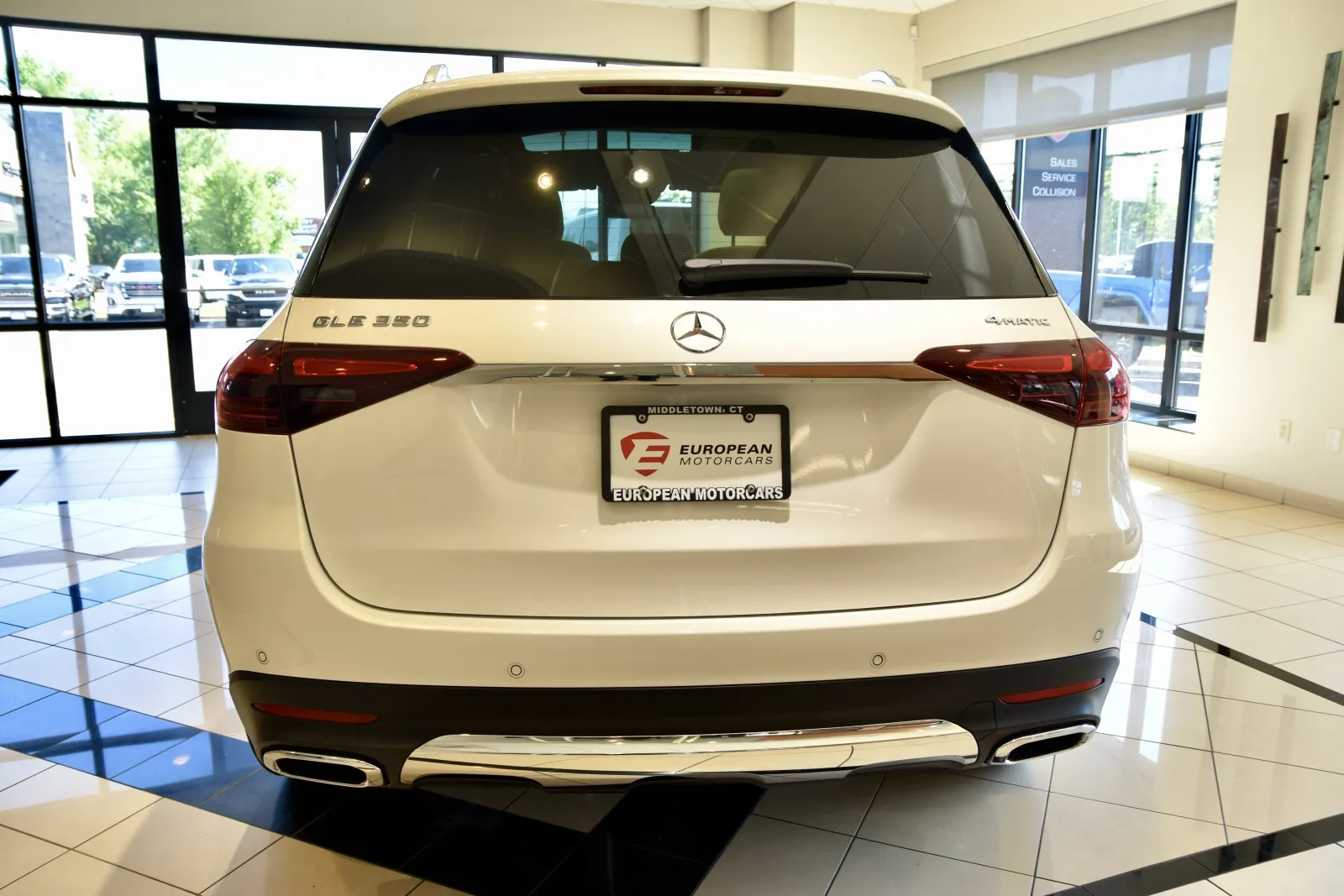 More photos of 2024 Mercedes-Benz GLE 350 4MATIC at European Motorcars, CT