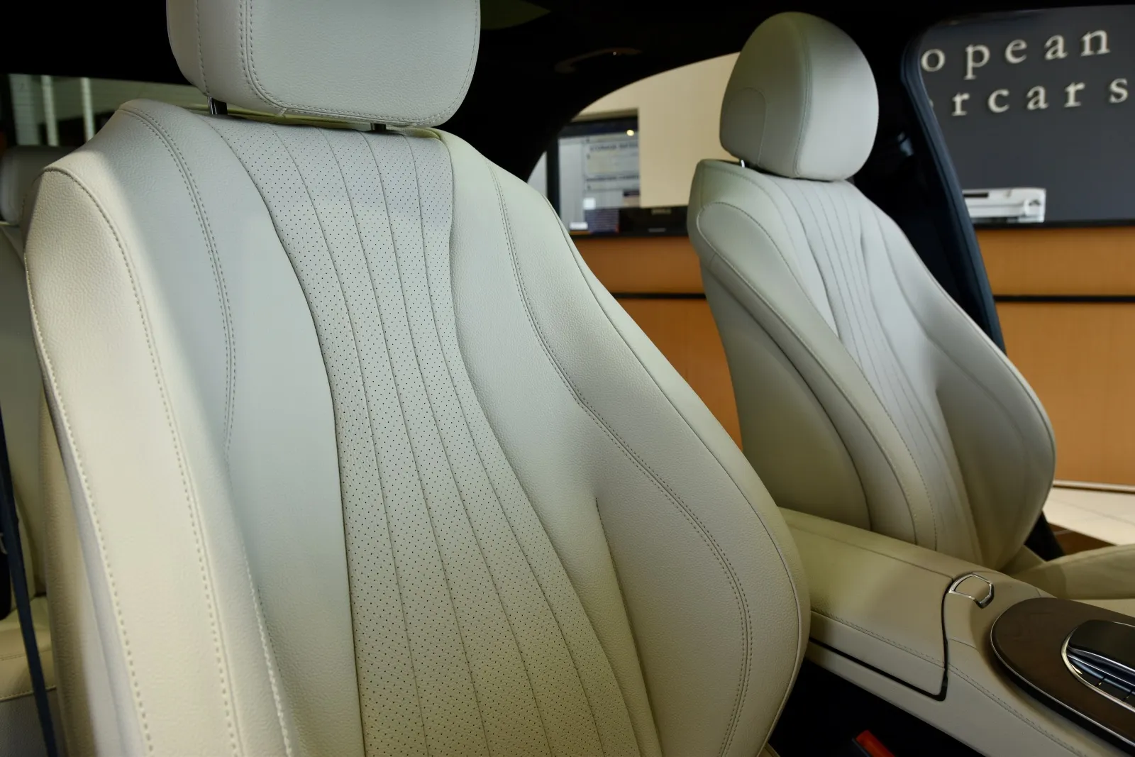 2023 Mercedes Benz E 350 4MATIC photo 26
