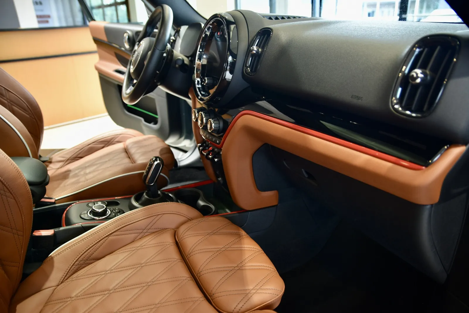 2023 Mini Countryman Classic John Cooper Works ALL4 photo 17