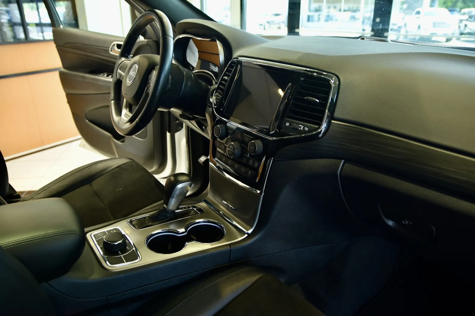 2022 Jeep Cherokee Laredo X Altitude photo 17