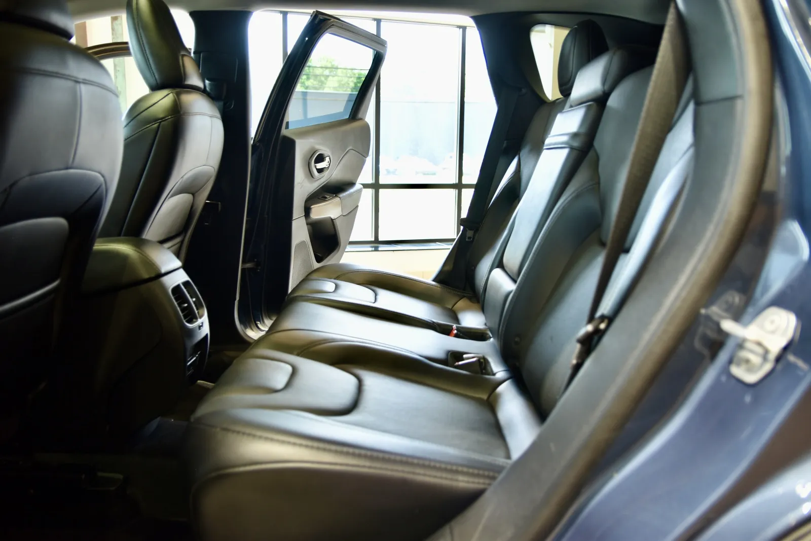2019 Jeep Cherokee Limited photo 7