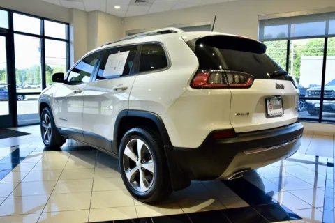 More photos of 2021 Jeep Cherokee Limited at European Motorcars, CT