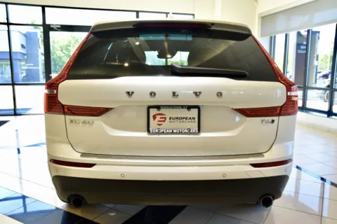 More photos of 2021 Volvo XC60 T6 Momentum at European Motorcars, CT