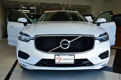 Photos of 2021 Volvo XC60 T6 Momentum for sale in Middletown, CT at European Motorcars