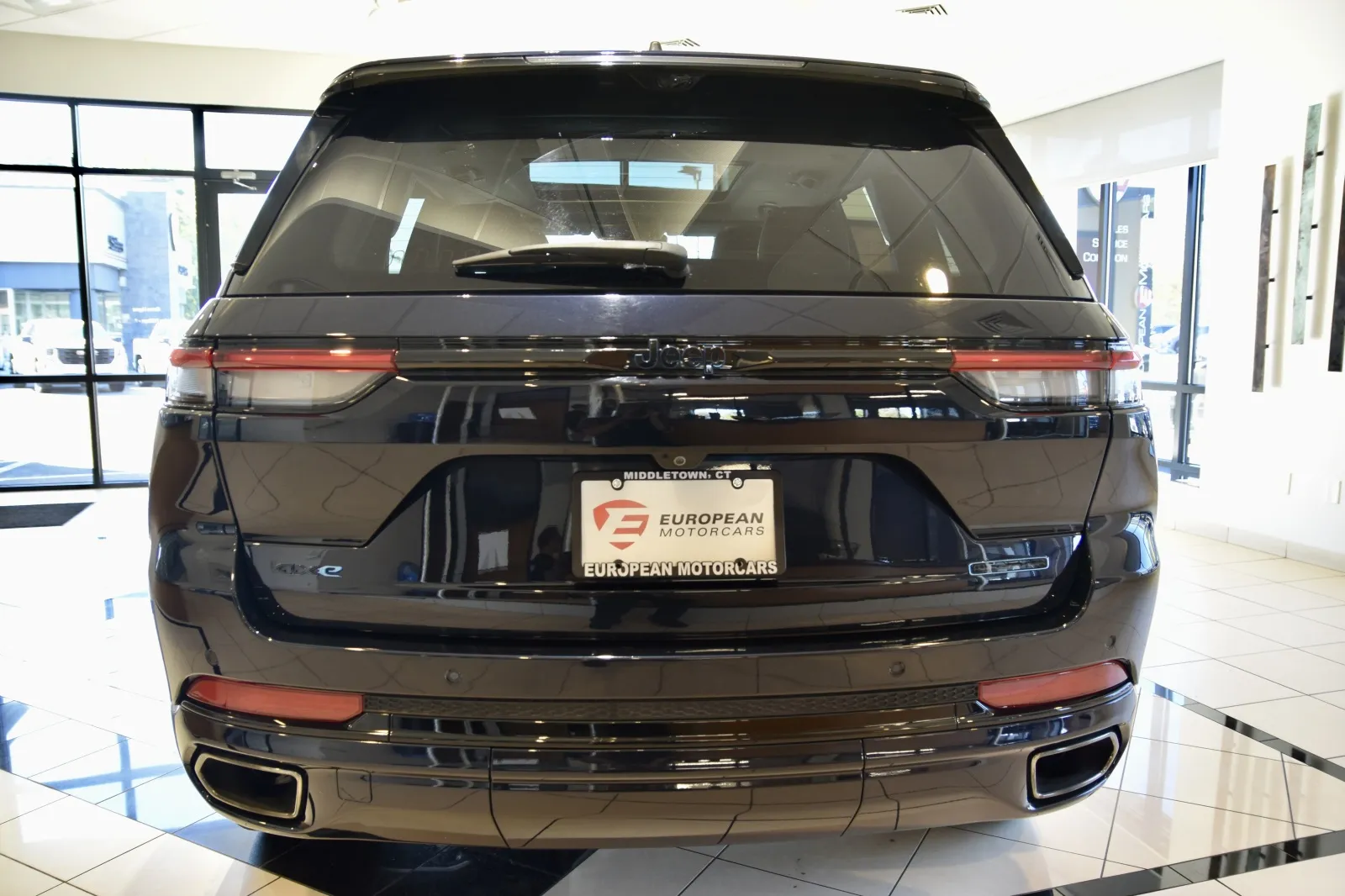 More photos of 2023 Jeep Grand Cherokee 30th Anniversary 4xe at European Motorcars, CT