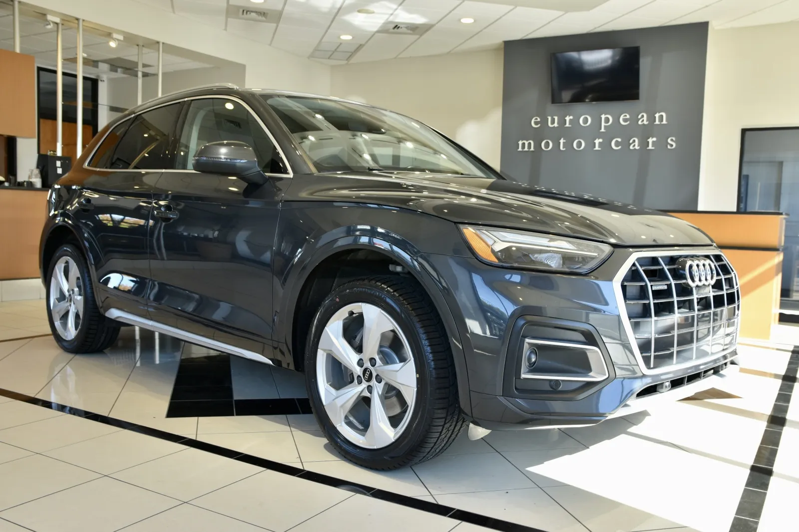 Gray 2021 Audi Q5 quattro Premium Plus 45 TFSI for sale in Middletown, CT