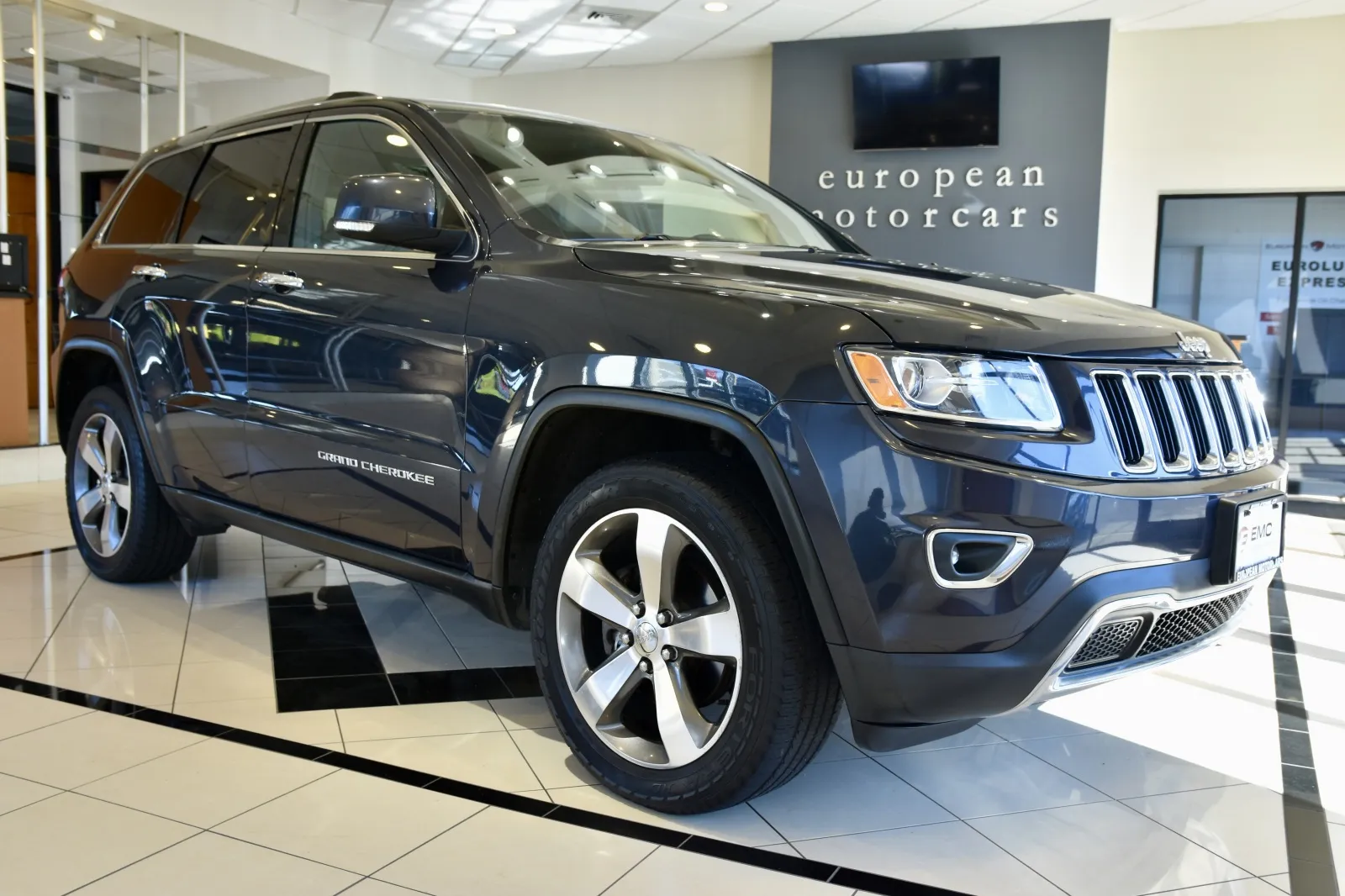 Gray 2014 Jeep Grand Cherokee Limited for sale in Middletown, CT