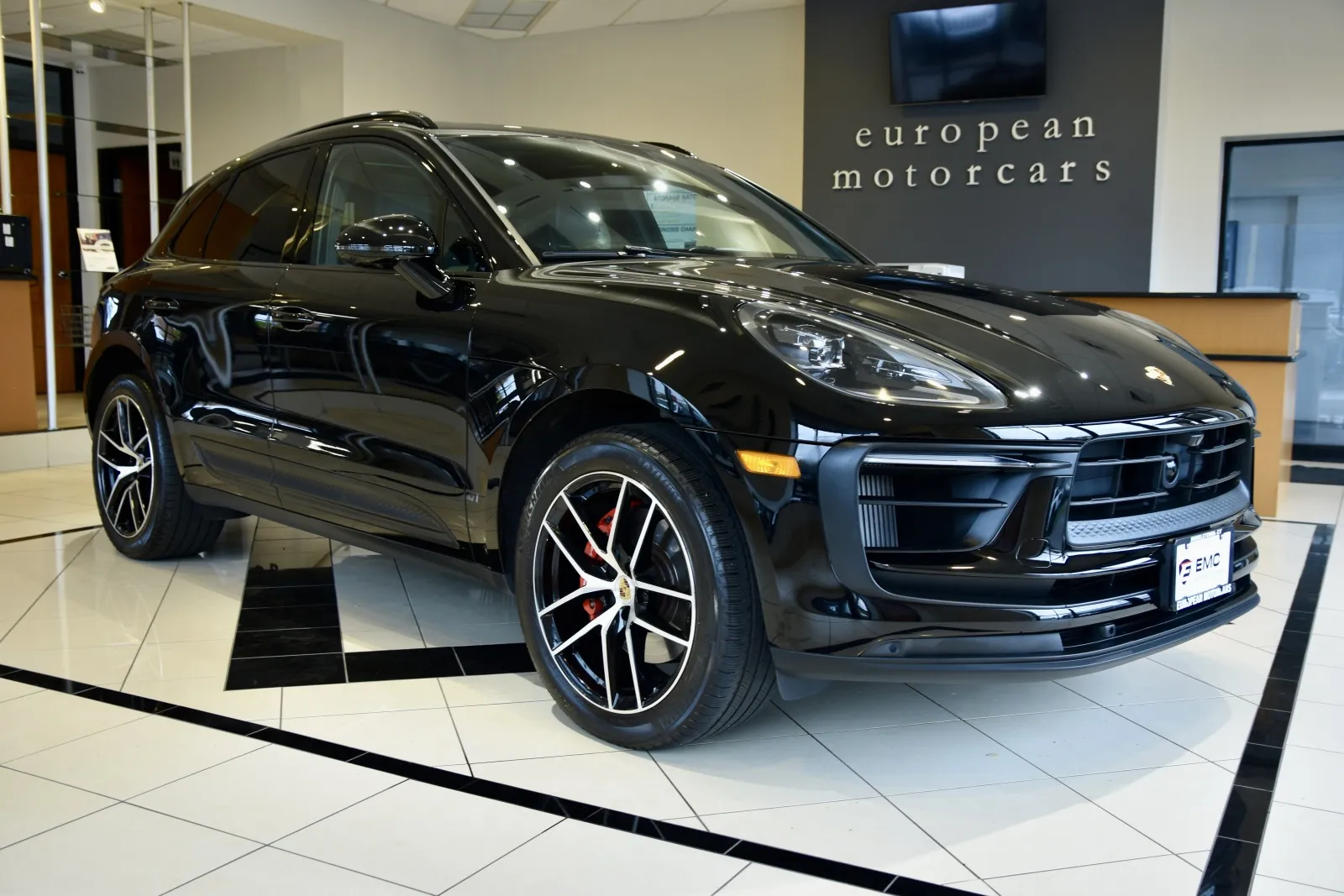 2023 Porsche Macan