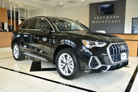 Black 2024 Audi Q3 quattro S line Premium 45 TFSI for sale in Middletown, CT