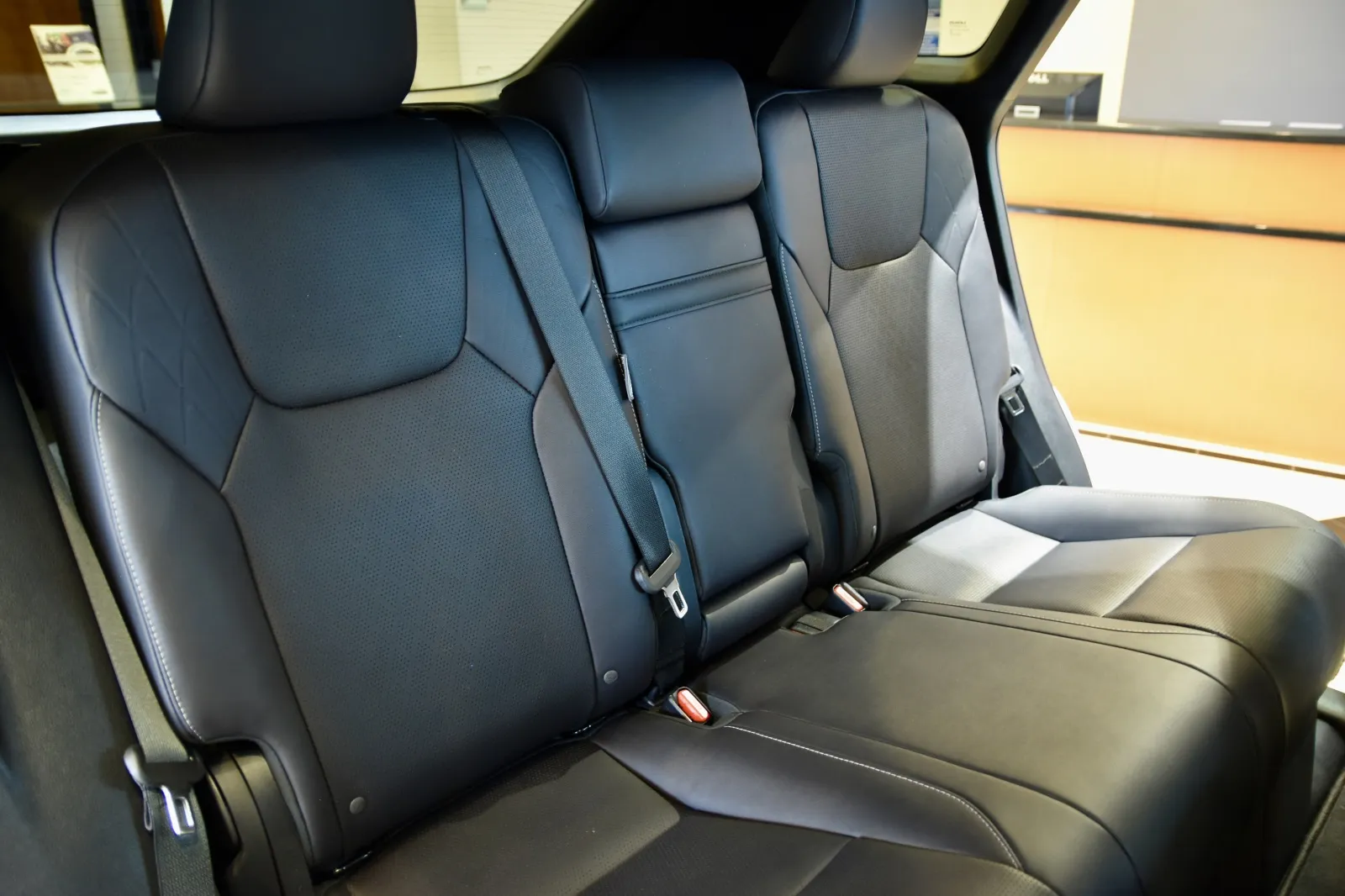 2023 Lexus RX 350 - Photo 23