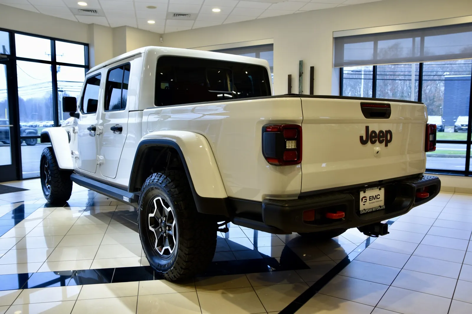 2020 Jeep Gladiator Rubicon photo 2