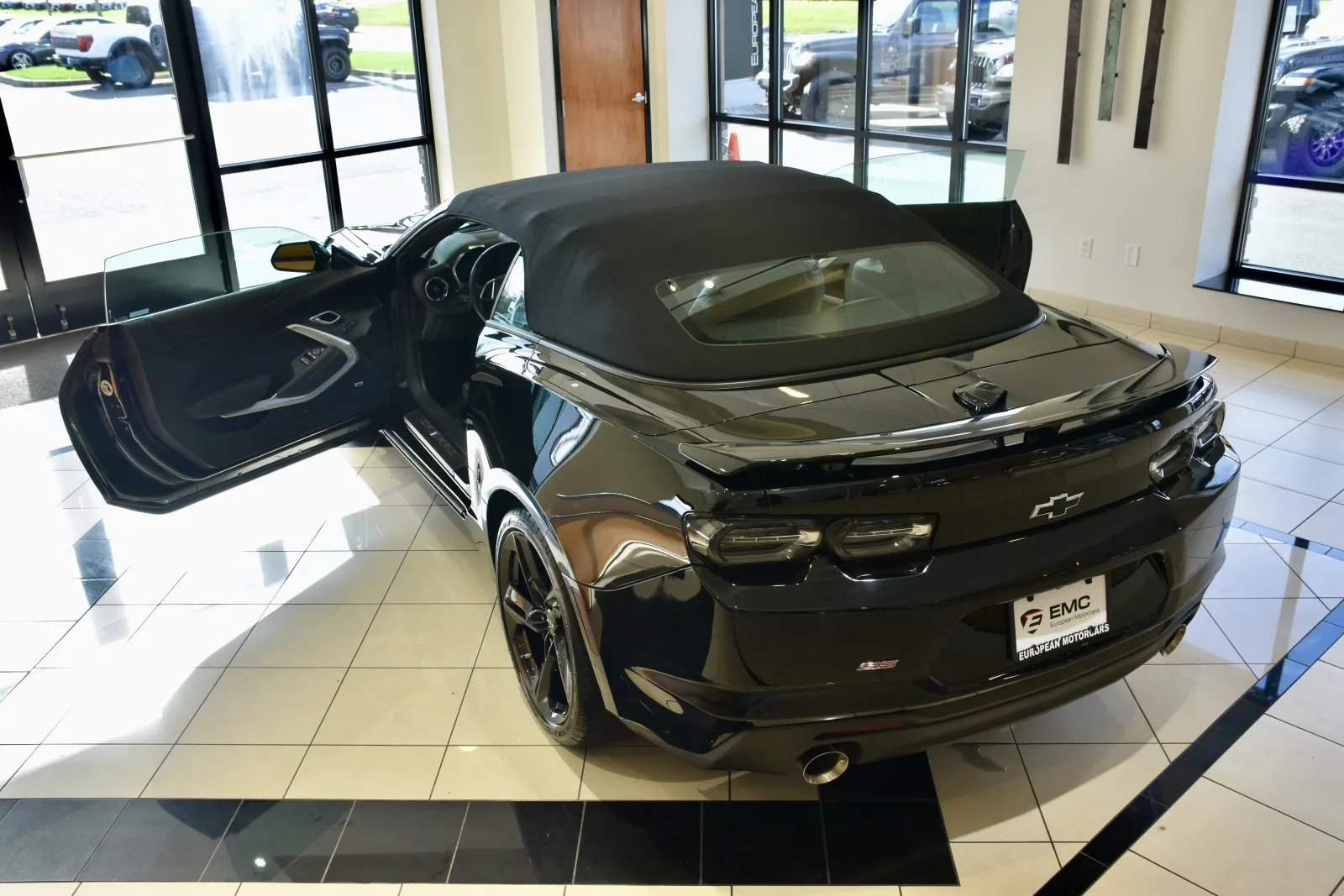 2022 Chevrolet Camaro SS photo 3