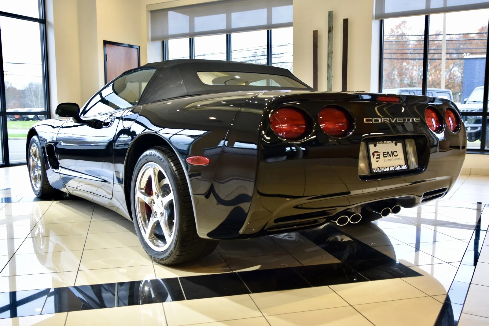 More photos of 2004 Chevrolet Corvette at European Motorcars, CT