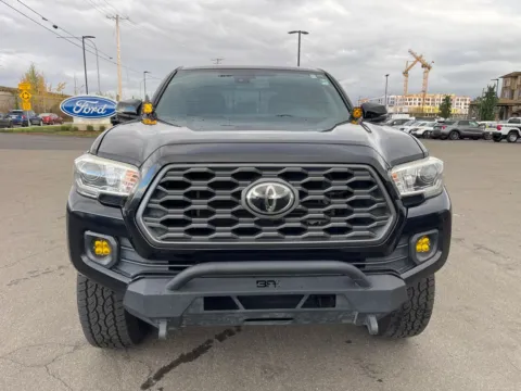 Photos of 2020 Toyota Tacoma TRD Off-Road for sale in Washougal, WA at Westlie Ford