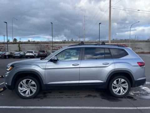 Another view of 2022 Volkswagen Atlas 3.6L V6 SE w/Technology for sale in Washougal, WA at Westlie Ford