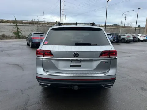 More photos of 2022 Volkswagen Atlas 3.6L V6 SE w/Technology at Westlie Ford, WA