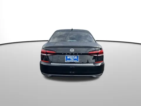 More photos of 2021 Volkswagen Passat 2.0T SE at Westlie Ford, WA
