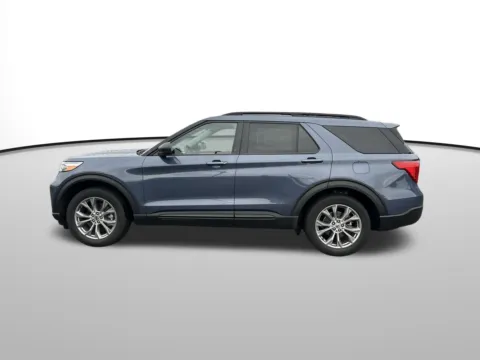 Photos of 2021 Ford Explorer XLT for sale in Washougal, WA at Westlie Ford