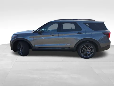 Photos of 2026 Ford Explorer ST for sale in Washougal, WA at Westlie Ford