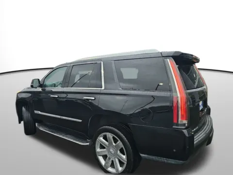 Another view of 2018 Cadillac Escalade Luxury for sale in Washougal, WA at Westlie Ford