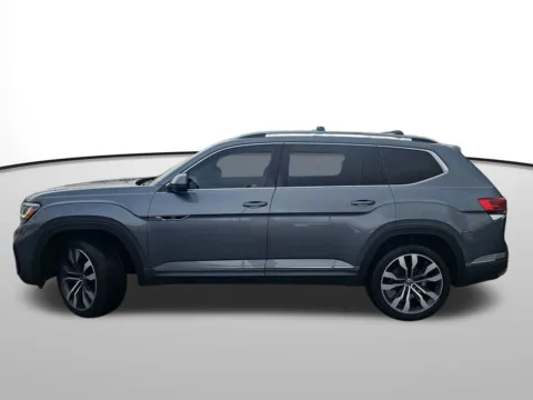 Photos of 2022 Volkswagen Atlas 3.6L V6 SEL Premium R-Line for sale in Washougal, WA at Westlie Ford