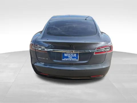 More photos of 2021 Tesla Model S Long Range at Westlie Ford, WA