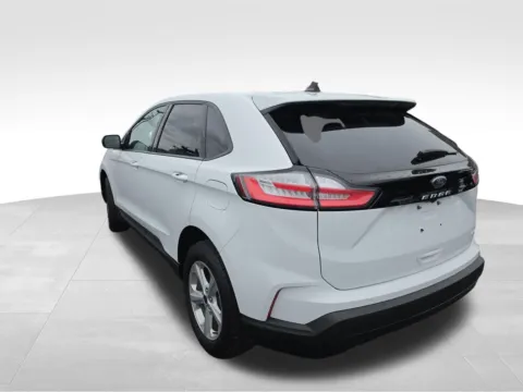 Photos of 2022 Ford Edge SE for sale in Washougal, WA at Westlie Ford