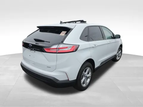 More photos of 2022 Ford Edge SE at Westlie Ford, WA