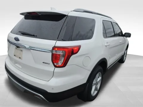 More photos of 2017 Ford Explorer XLT at Westlie Ford, WA