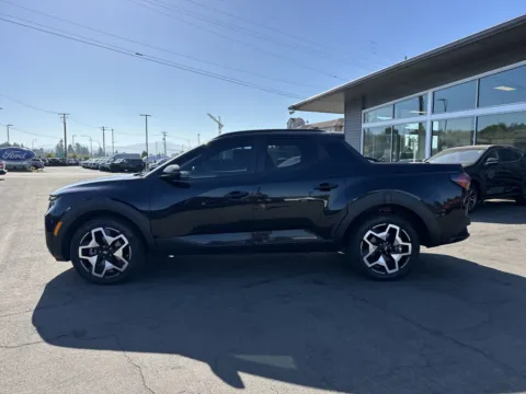 Another view of 2022 Hyundai Santa Cruz Limited for sale in Washougal, WA at Westlie Ford