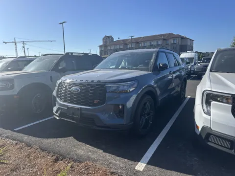 Photos of 2025 Ford Explorer ST for sale in Washougal, WA at Westlie Ford
