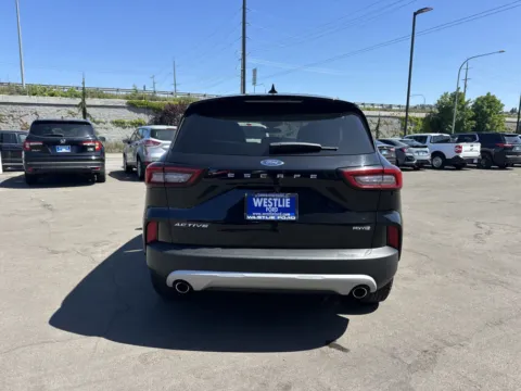 More photos of 2023 Ford Escape Active at Westlie Ford, WA