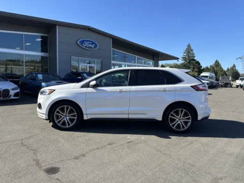 Another view of 2019 Ford Edge Titanium for sale in Washougal, WA at Westlie Ford