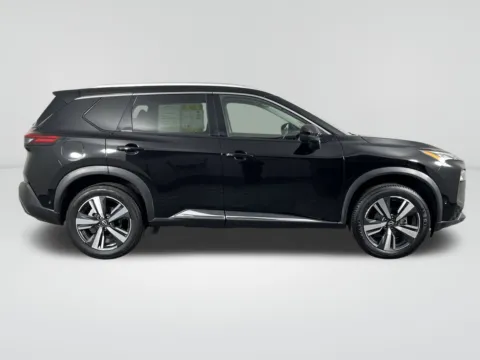 More photos of 2023 Nissan Rogue SL at Westlie Ford, WA