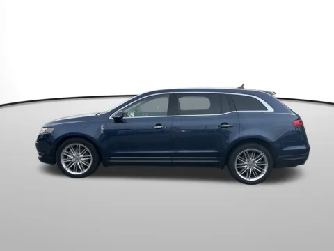 Photos of 2017 Lincoln MKT Elite for sale in Washougal, WA at Westlie Ford