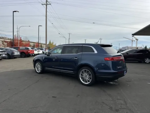Another view of 2017 Lincoln MKT Elite for sale in Washougal, WA at Westlie Ford