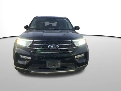 Photos of 2024 Ford Explorer XLT for sale in Washougal, WA at Westlie Ford